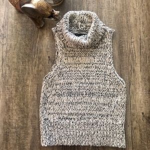 Kendall & Kylie White/black Knit Sweater